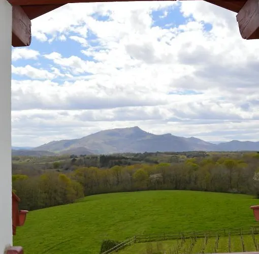 La Ferme Ostalapia Couette-café 3*